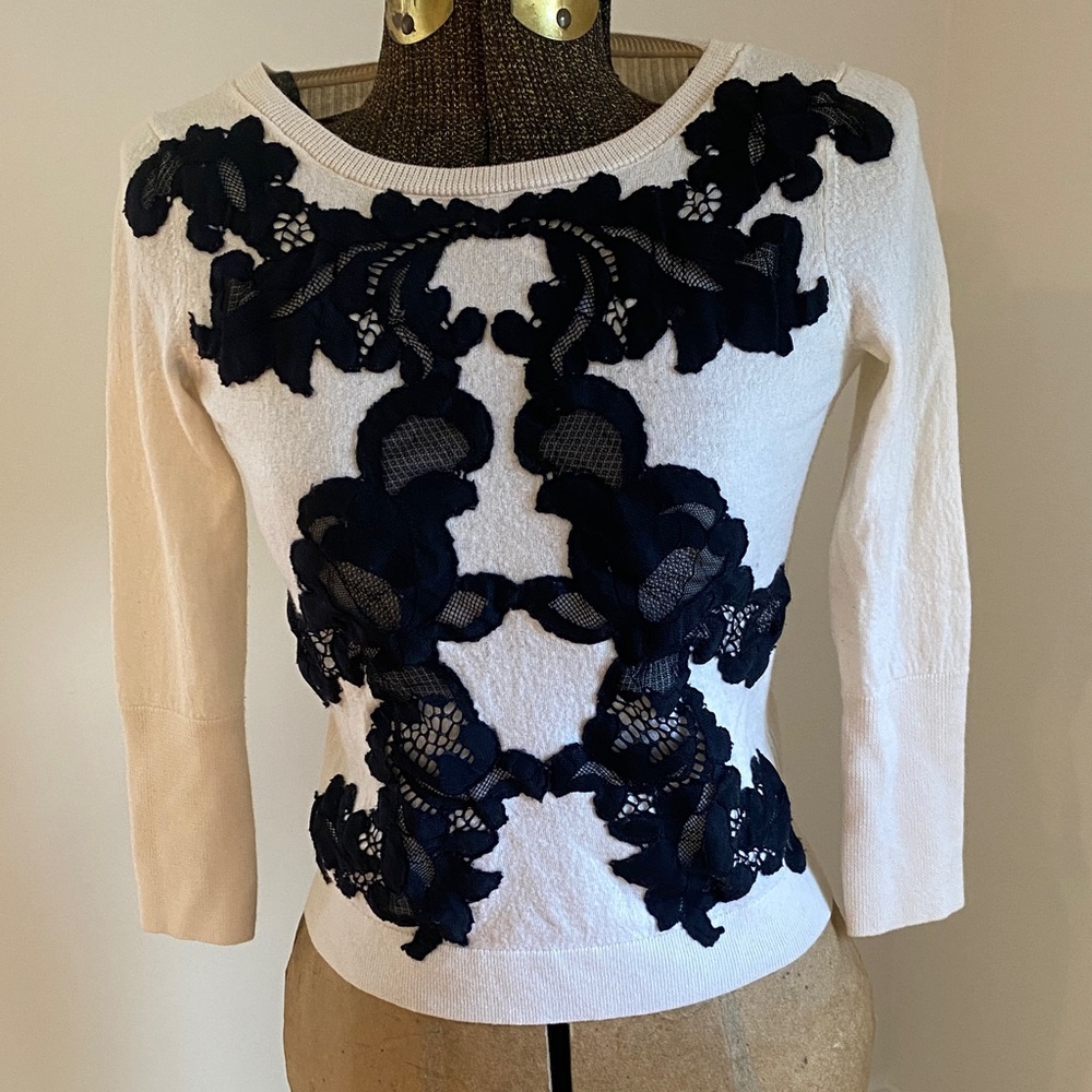 Elegant Diane Von Furstenberg Lace Appliqué Sweater